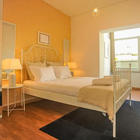 Downtown Modern 8 Bedroom - Marques De Pombal Apartamento