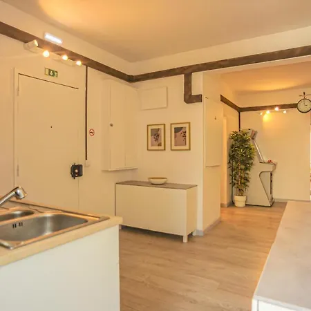 Apartamento Downtown Modern 8 Bedroom - Marques De Pombal Lisboa